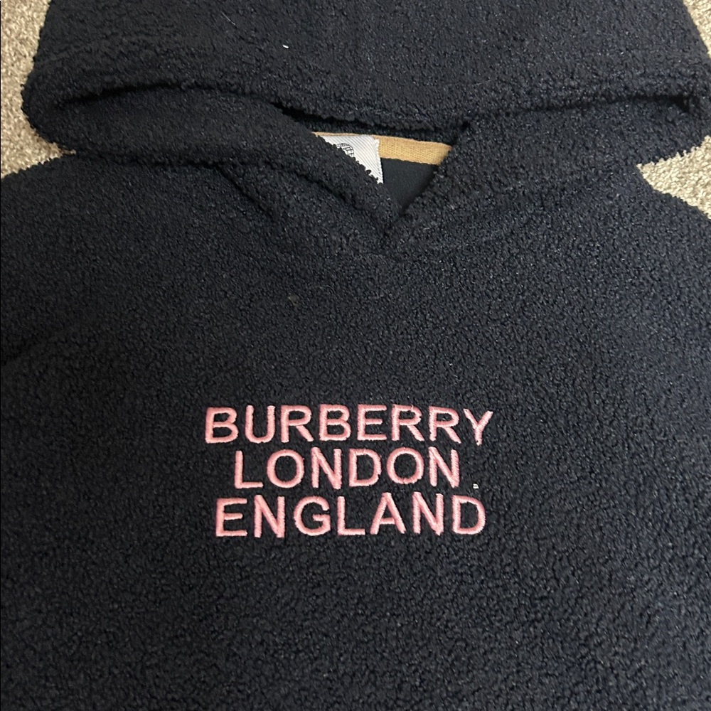 Burberry London England Pullover Black Hoodie - Picture 2 of 6